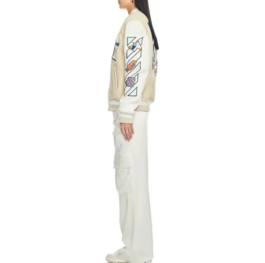 ♻️💯Reference model picture for the upper body❤️Top tested version off white Heavy embroidery patchwork leather high temperature hot crystal diamond baseball uniform male and female couple star same style (⚠ Original button molding and customization, patch embroidery and color matching) Original packaging and original label🔍 Full set of accessories customized, packaging elevators are purchased from the original factory, all hardware parts are molded and customized, and the fabric color components are restored one to one The fabric is made of 65% wool, 15% natural silk, 10% spandex and 10% velvet, mixed and custom-woven. The total weight is more than 900 grams! And the most important thing is its color fastness, it will never fade! -The embroidery uses an imported towel embroidery machine. Each pattern is first embroidered on the fabric, and then engraved with an infrared laser, and then fixed with a sewing machine. The whole garment is labeled in many places, one is flat embroidered, and the large pattern on the back is directly embroidered on it. This dress has 4 different embroidery techniques⚠ -The sleeves are all made of two-layer pebbled fabric, which is processed, shaped, colored, washed, and the texture retains the original grain structure! Thick, plump and round! -The processing technology is extremely complex, the pieces are neatly spliced ​​and aligned, and the entire garment has precise wiring density. Gender-neutral style. Loose version. Self-conscious quality control. Details determine success or failure. Size: S M L XL P: 680